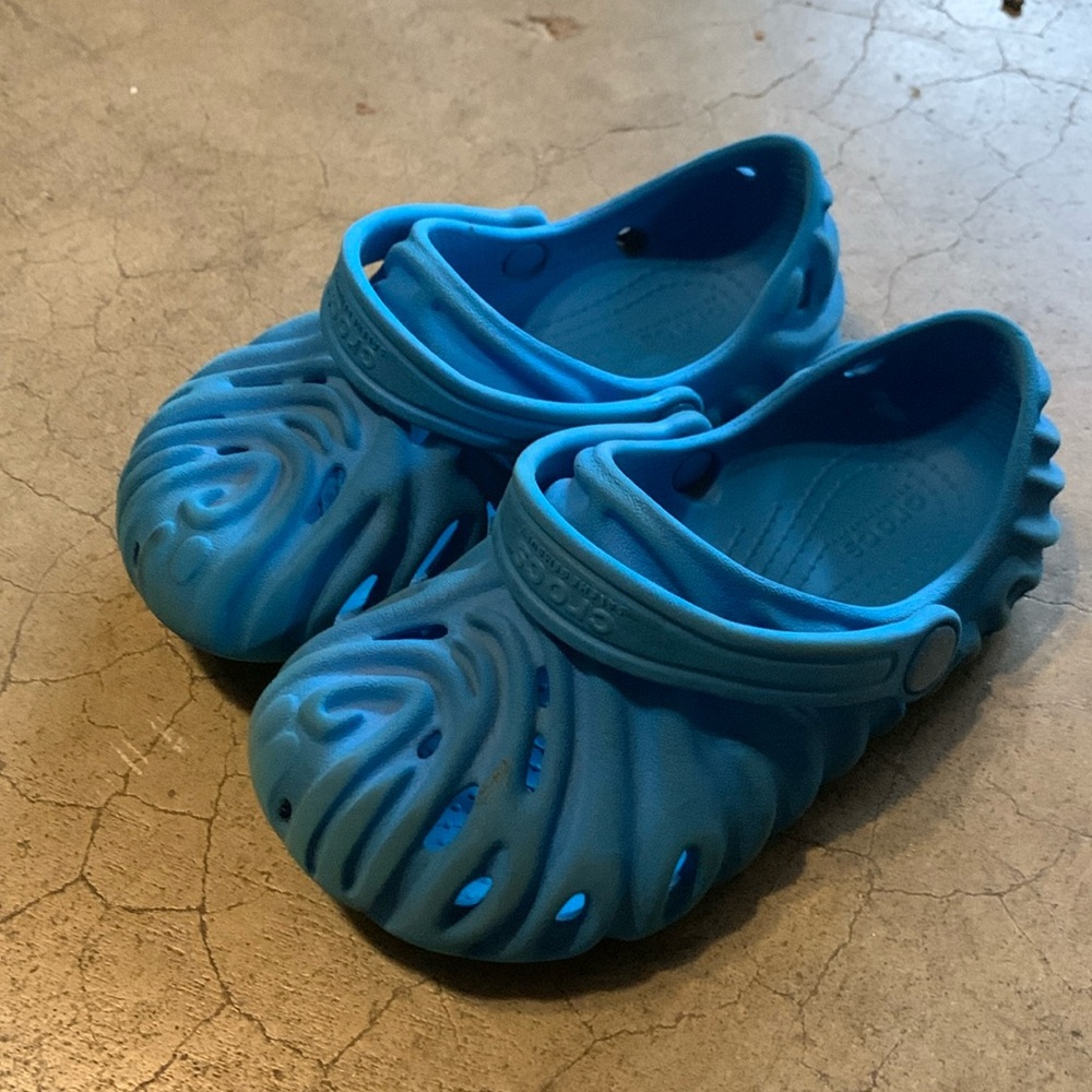 Salehe bembury crocs size 10c